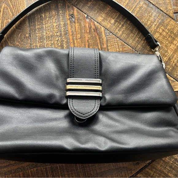 BCBG Generation Elegant Black Leather Handbag. Never used - Picture 4 of 14